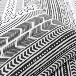 Hygge Geo Reversible Comforter Set - Lush Décor -Home Decoration Promotion GUEST 515aca45 220a 4dad a3bd f59721d30c96