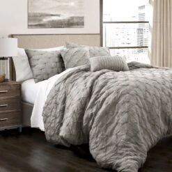 Ravello Pintuck Collection - Lush Décor