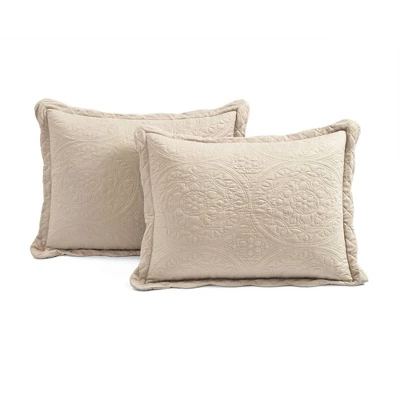 Medallion Scallop Oversized Embroidered Bedspread Set - Lush Décor 7 Medallion Scallop Oversized Embroidered Bedspread Set - Lush Décor - Image 7