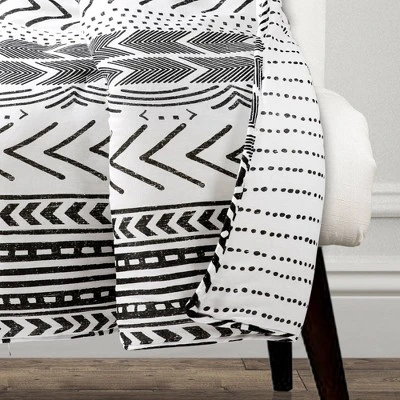Hygge Geo Throw Blanket - Lush Décor 1 Hygge Geo Throw Blanket - Lush Décor